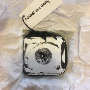 Supreme limited edition eye coin purse